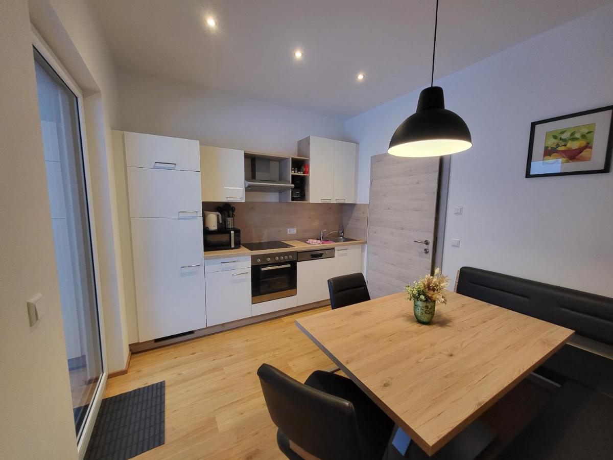 Haus Holzmann Apartment ราดชตัดท์ ภายนอก รูปภาพ